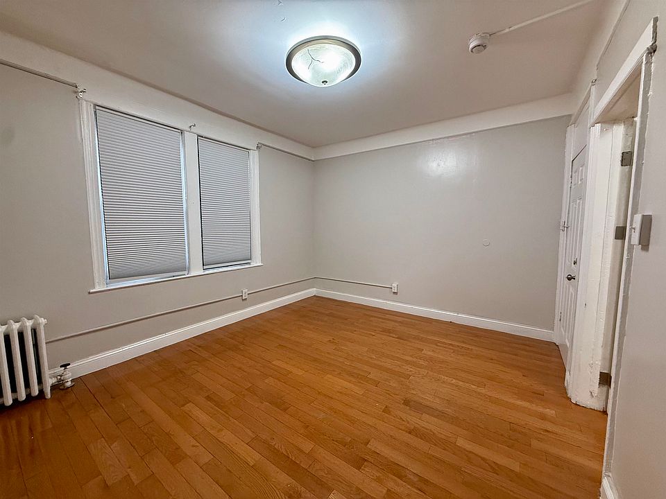 1st image of 124 74th St APT 4