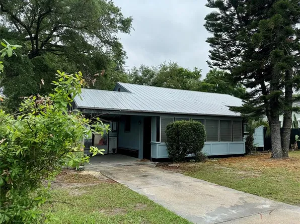 1032 Oakhill St, Lakeland, FL 33815