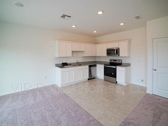 5th image of 1041 Appleton St #1