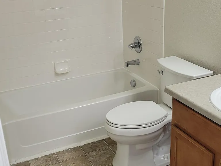 5583 Jasper St — Photo 8