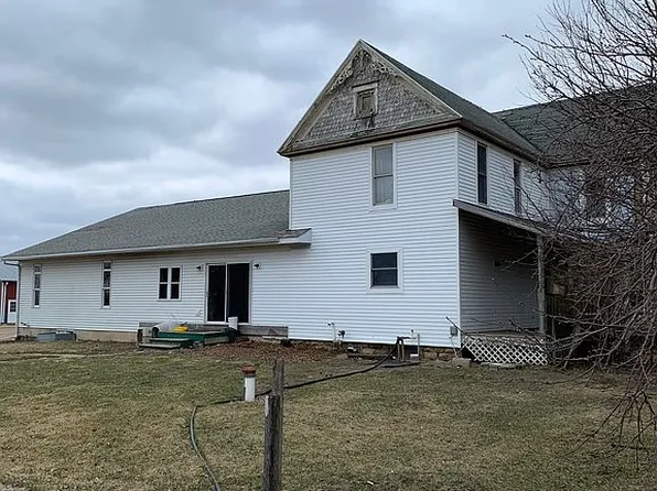 1487 Franklin Rd, Franklin Grove, IL 61031