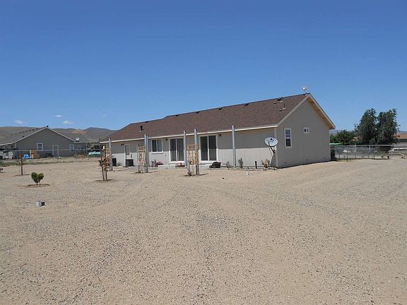 5th image of 1095 Cooney Dr