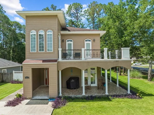 4060 11th St, Niceville, FL 32578
