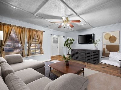 701 Poindexter Ave, Cleburne, TX, 76033