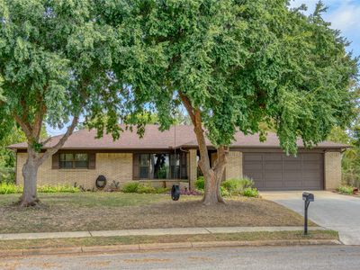 3205 Bordeaux St, Sherman, TX, 75090
