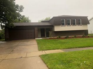 136 Wedgewood Way, Bolingbrook, IL 60440