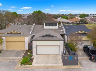1814 Woodstone, Kerrville, TX 78028