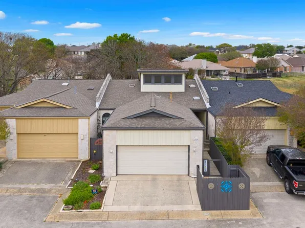 1814 Woodstone, Kerrville, TX 78028