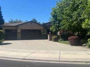 1240 Holly Berry Ct, Manteca, CA 95336