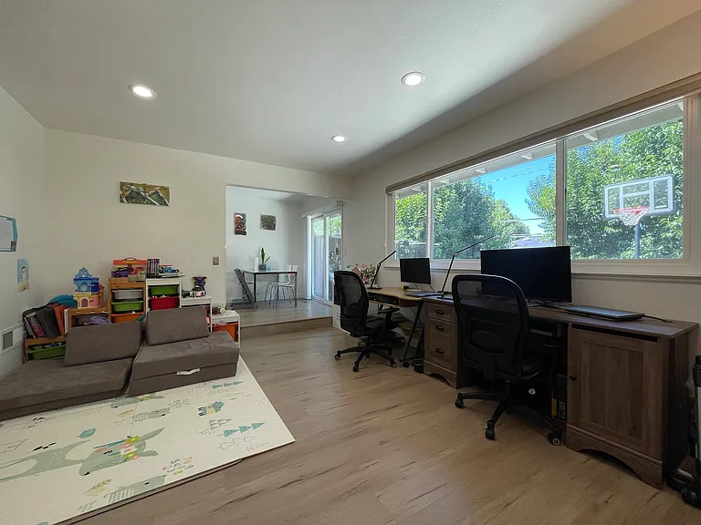 3373 Payne Ave #3 — Photo 7