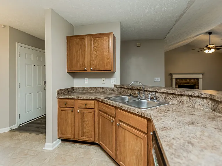 4878 Noah Rdg — Photo 8