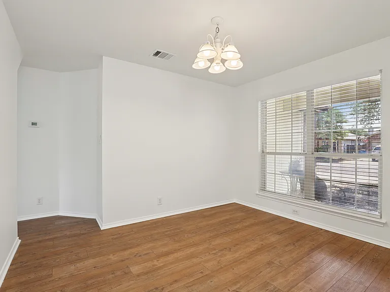 Dining/Office