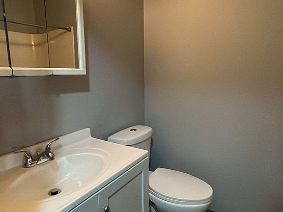 5th image of 1820 F St APT 6