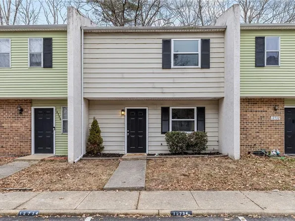 12734 Woodside Ln, Newport News, VA 23602