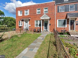 55 Dale St, Alexandria, VA 22305