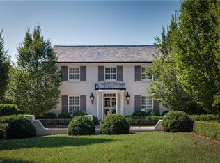 301 Sunset Dr, Greensboro, NC 27408