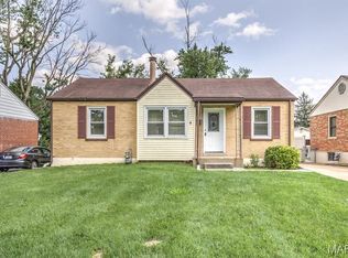 4 Duchesne Dr, Florissant, MO 63031