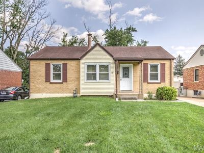 4 Duchesne Dr, Florissant, MO, 63031