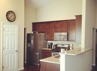 402 Country Stone Dr, Lake Saint Louis, MO 63367