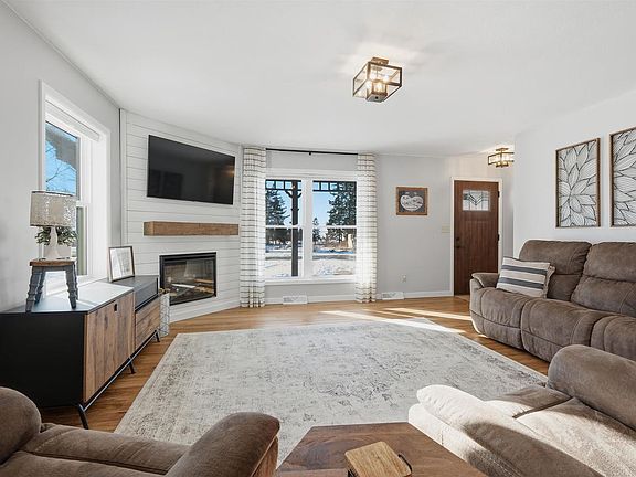 5th image of W5938 Hall Road