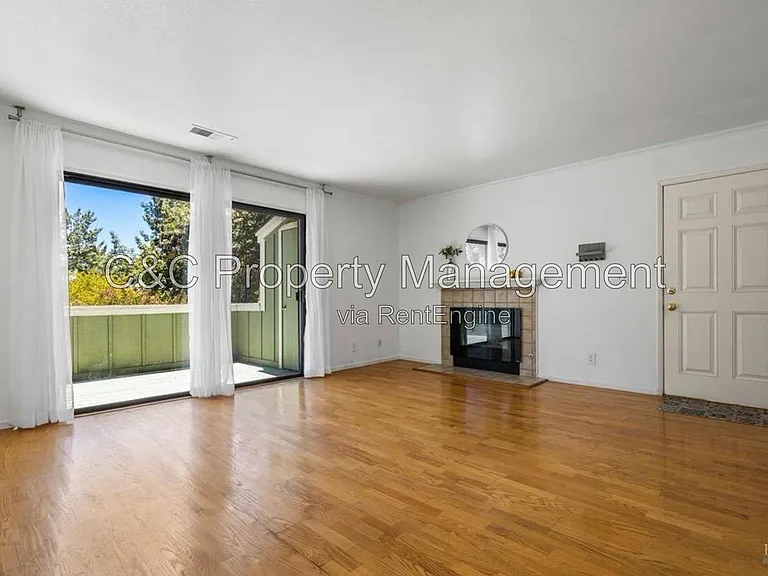 192 W Agua Caliente Rd — Photo 10
