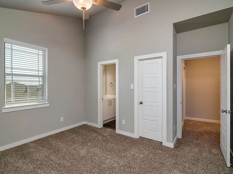 729 Harvest Moon Dr — Photo 6