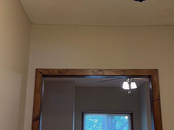 5th image of 1094 Minnehaha Ave E #2