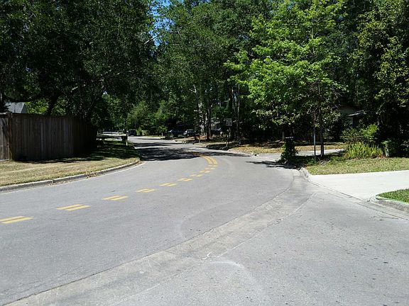 4th image of 3438 NW 21st Dr