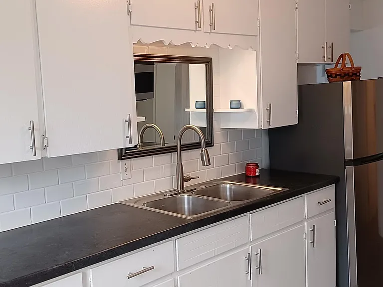 232 N Lake St SE #1 — Photo 14