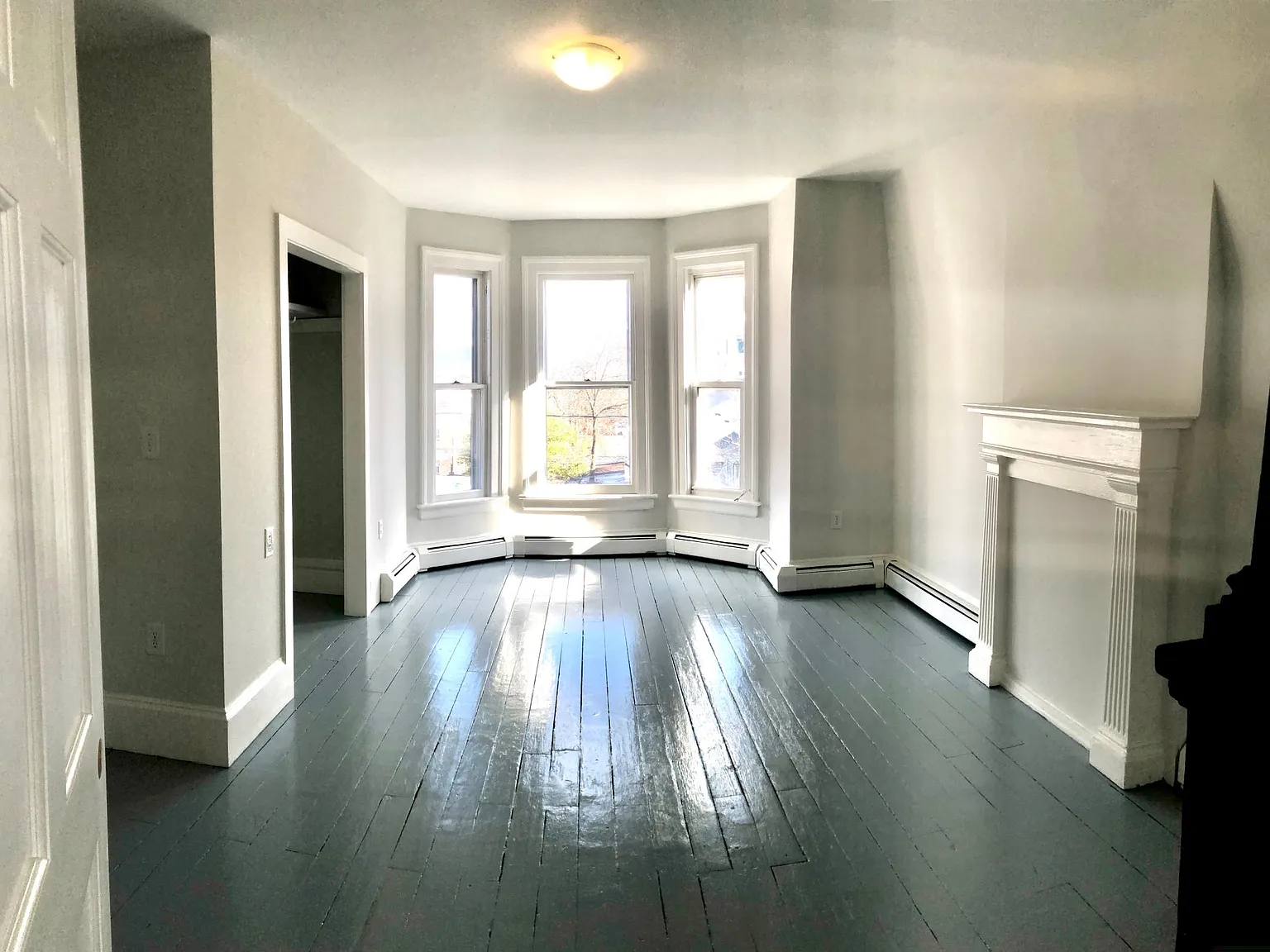 4 bed, 1600 sqft, $2,800 — Photo 4
