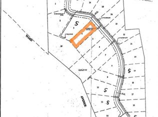 1534 Wildlife Dr, Blue Grass, IA 52726