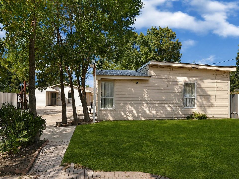 1st image of 1925 Sunny Dr
