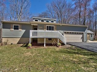 202 McKay Rd, Henryville, PA 18332