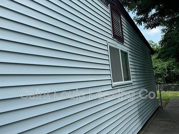 3rd image of 1701 Keelen Dr