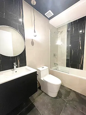 Rented by Artur Gutman, LREB | media 6