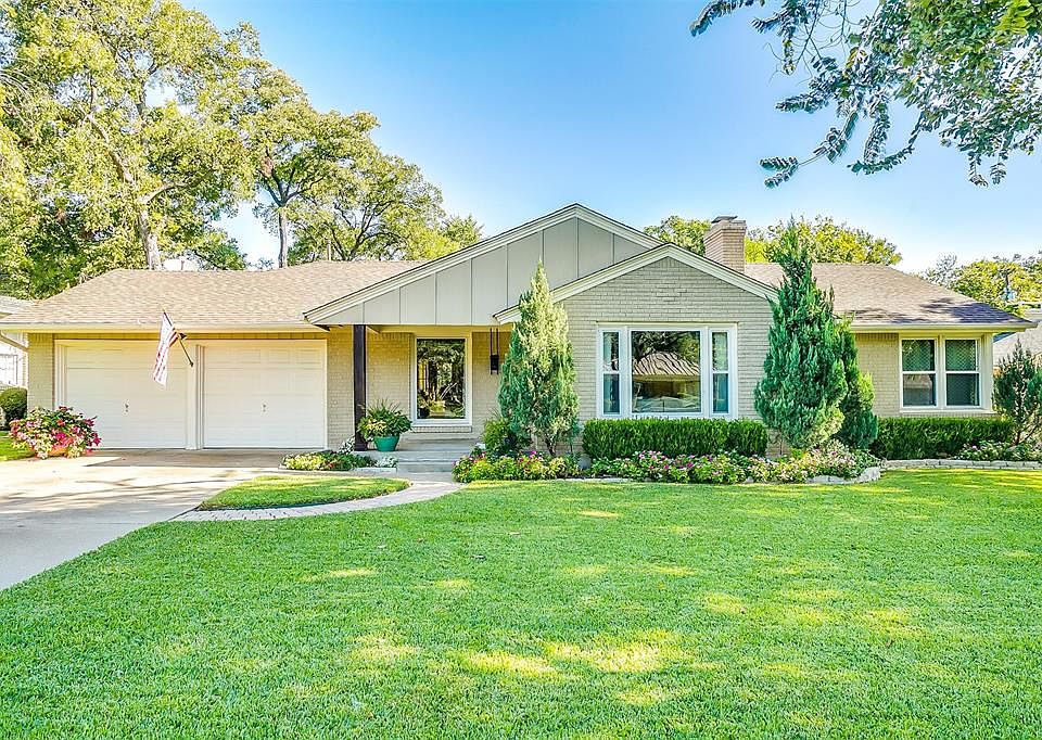 1st image of 3608 Suffolk Dr