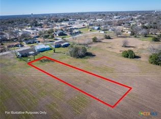 E Pine St, Seguin, TX 78155