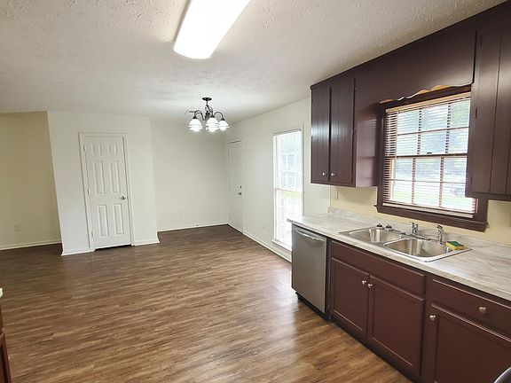 2nd image of 5265 Wexford Ln #A