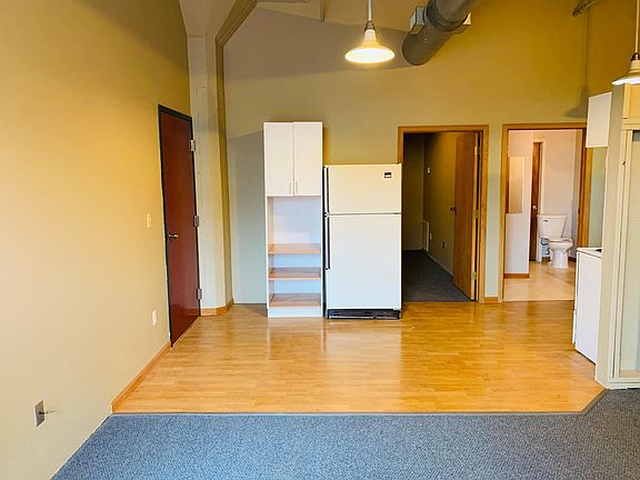 5th image of 311 N 8th St #500
