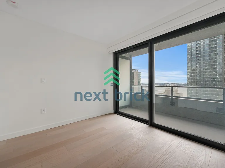 300 Virginia St #1712 — Photo 11