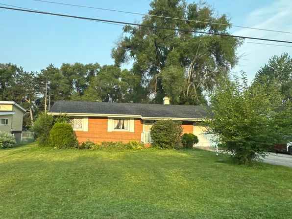 2950 Arlington Dr, Saginaw, MI 48601