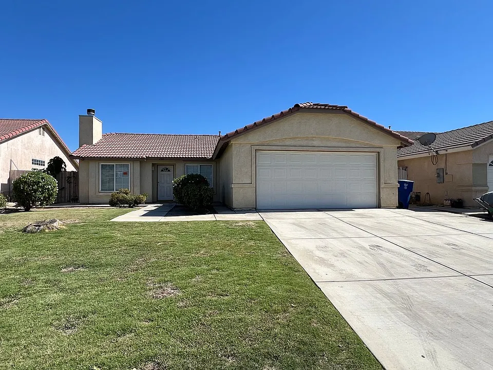4205 Serene Oak Dr