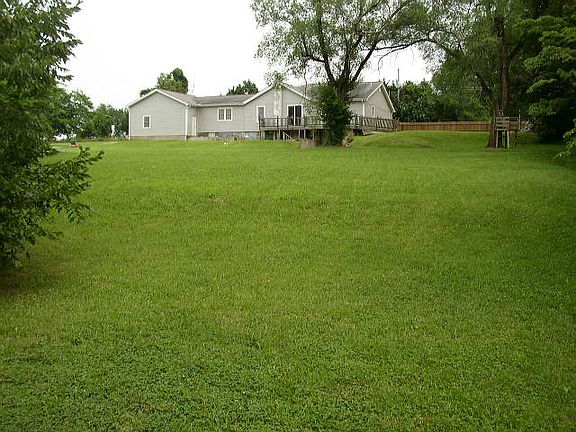 4th image of 1207 Tinhouse Rd