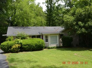 674 Woodridge Dr, Macon, GA