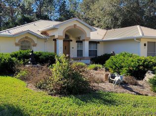 27 Greentree St, Homosassa, FL 34446