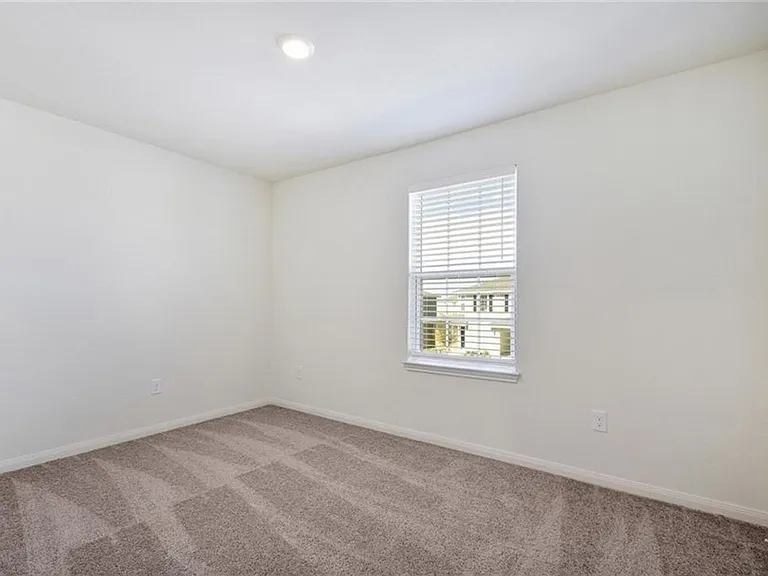 221 Sunnymeade Ln — Photo 11