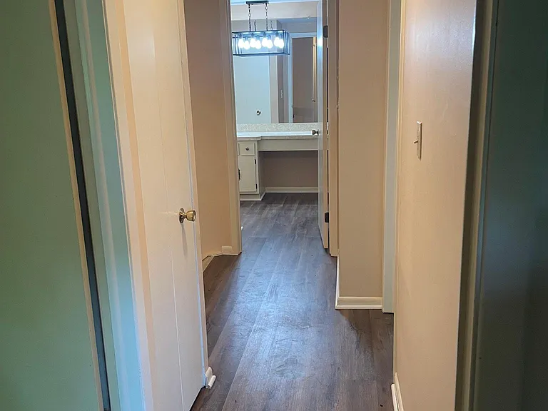 9404 Sherman Ln — Photo 25