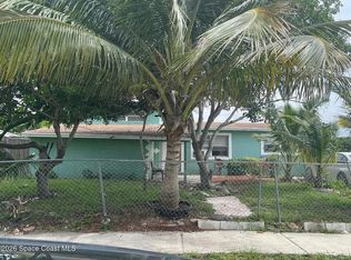 111 Ocean Pkwy, Ocean Ridge, FL 33435