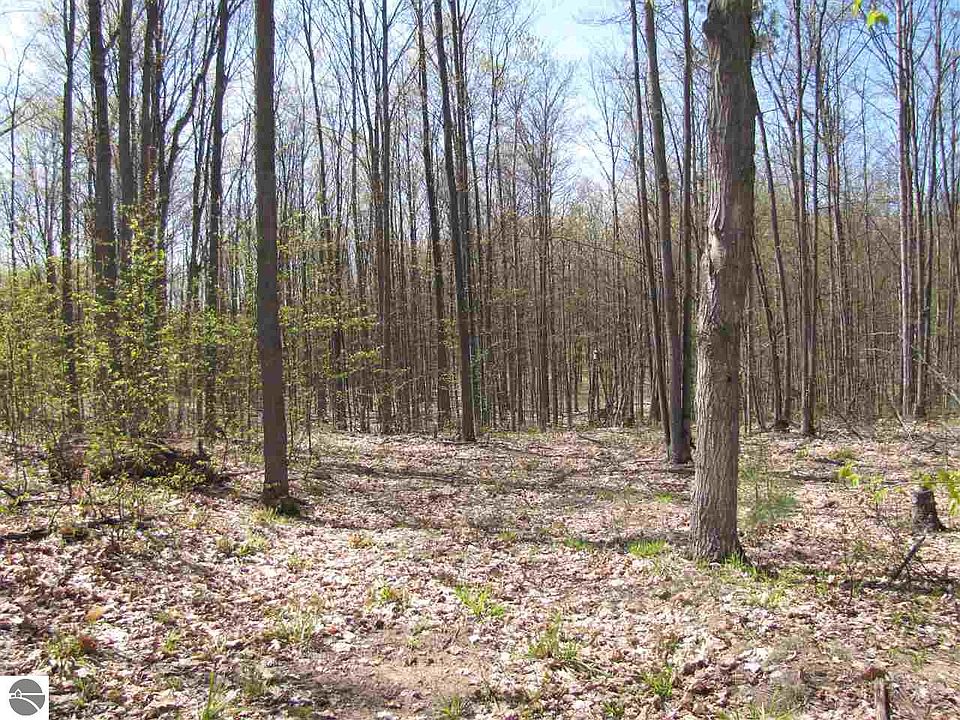 1st image of 0 Buck Rd