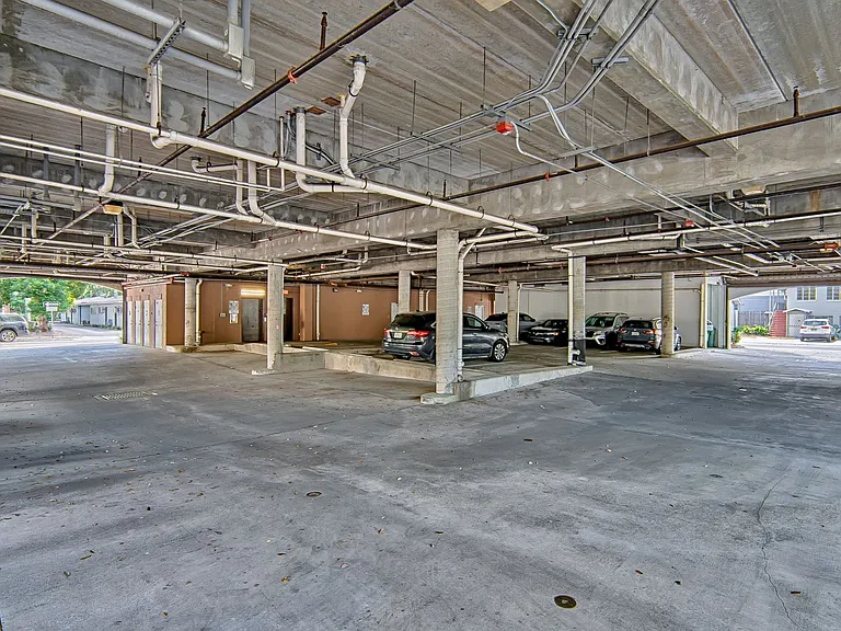 1500 NW 4th Ave #214 — Photo 16